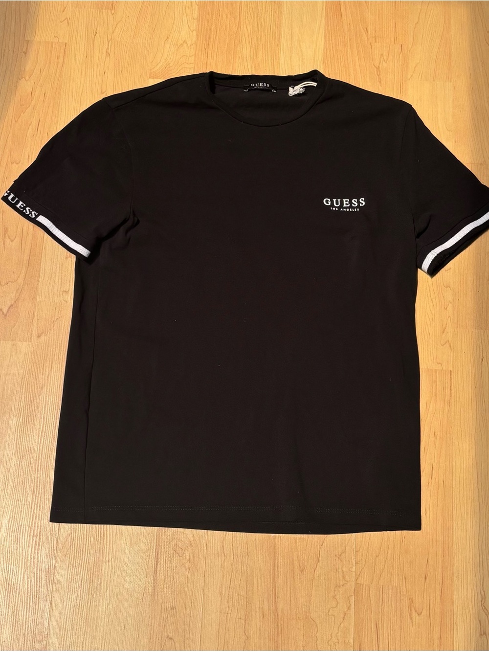 GUESS Men’s Black Tee with White Logo Trim - Picture 2 of 3